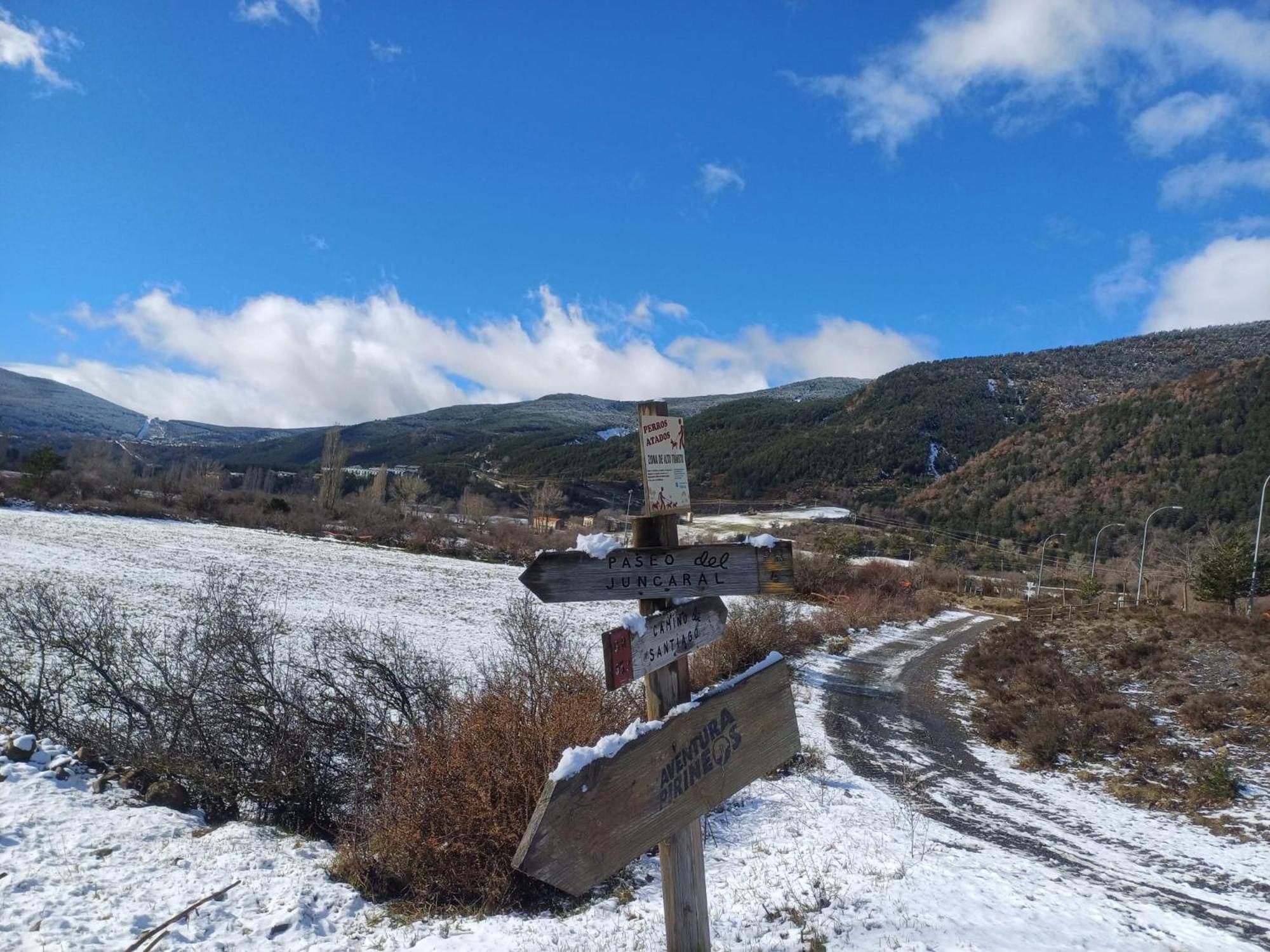 Pico De Alba - Jacetania Apartment Villanua